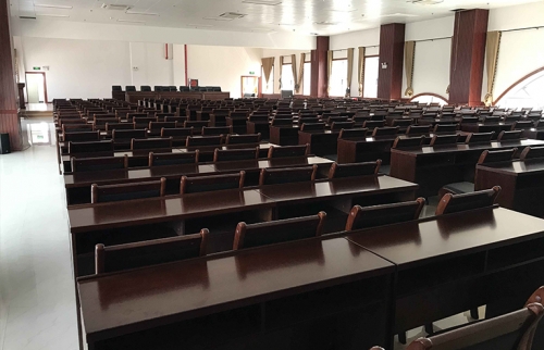 办公室LUTUBE在线观看入口